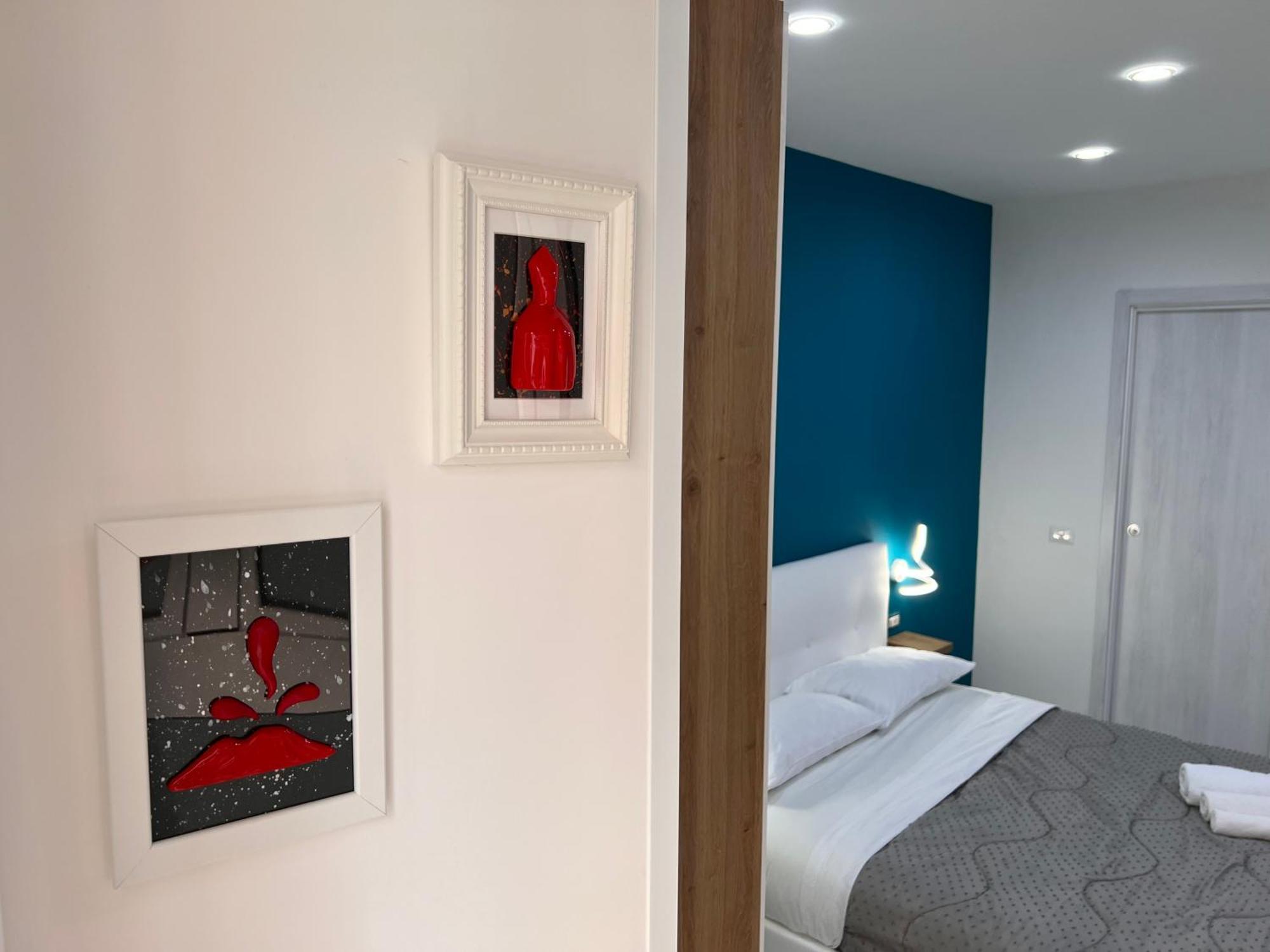 Holiday Home Number 8 Napoli Bagian luar foto