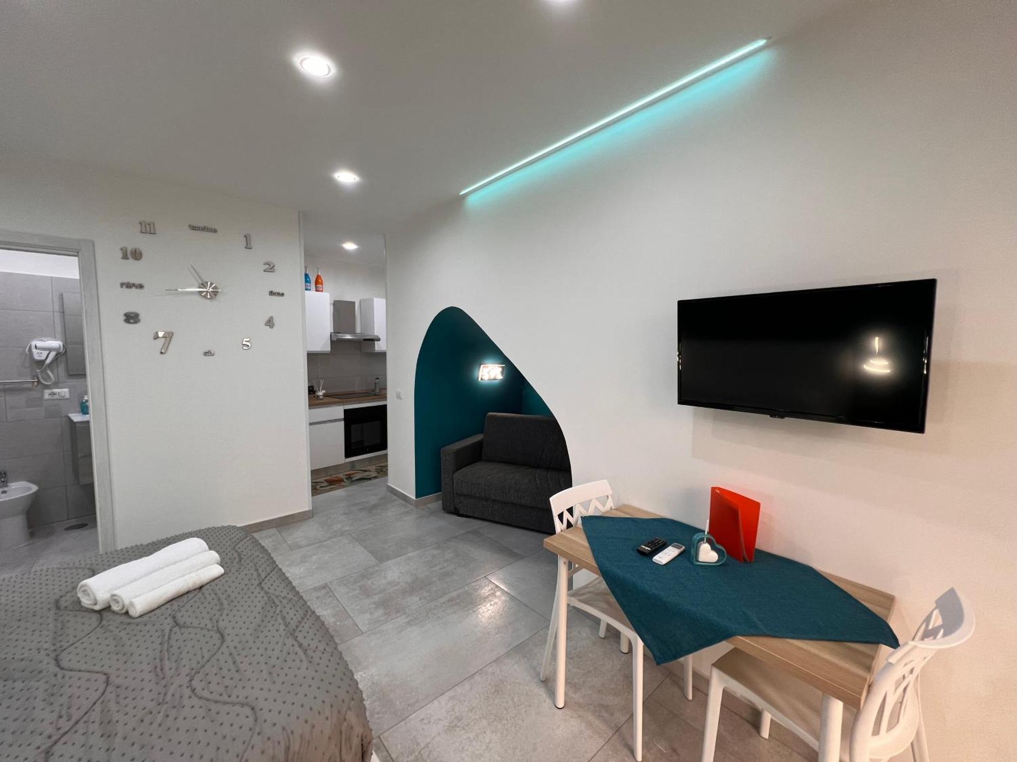 Holiday Home Number 8 Napoli Bagian luar foto